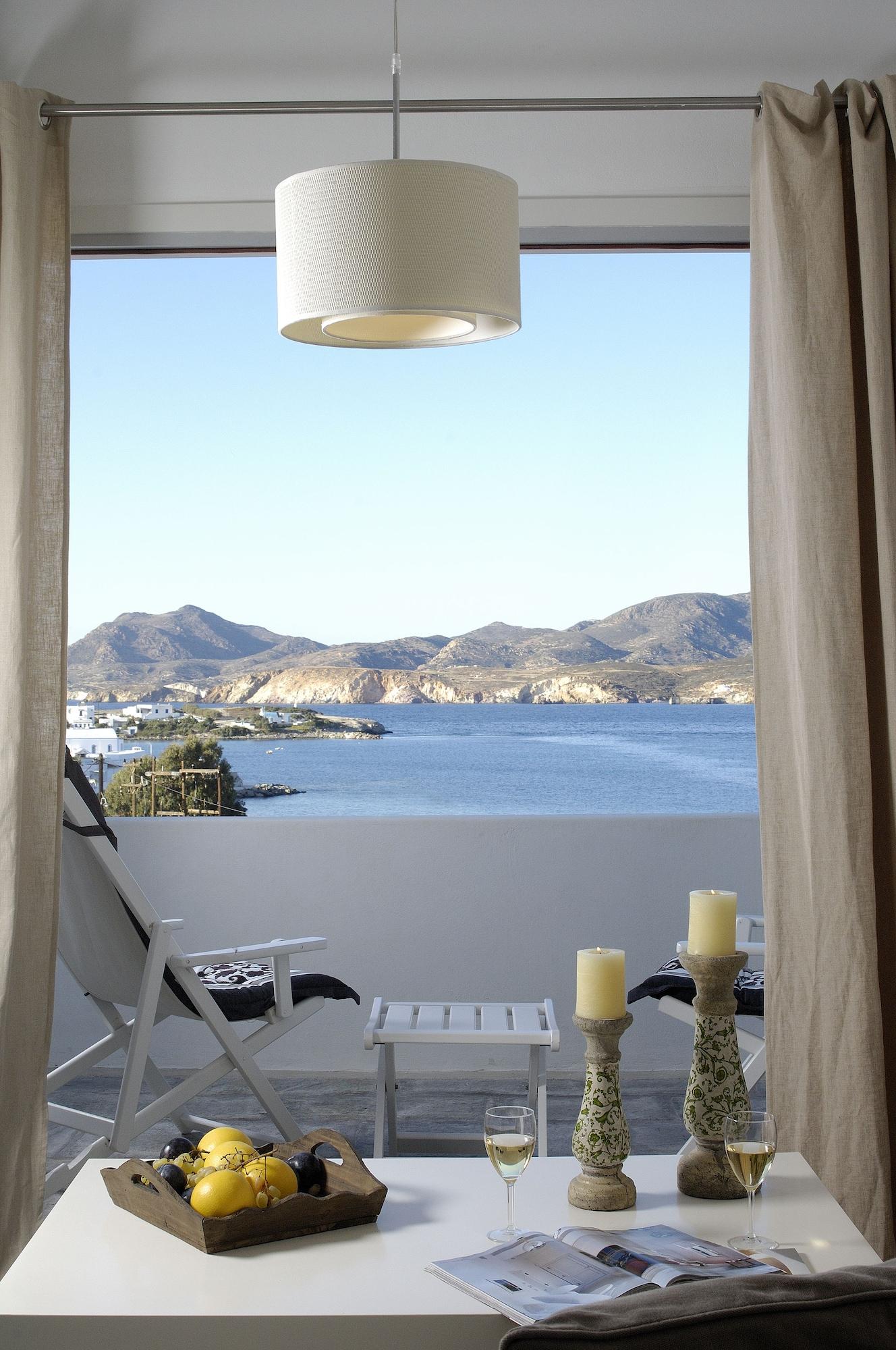 Kapetan Tasos Suites Pollonia Exterior photo